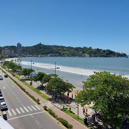 Apartamento De Cobertura Frente Para O Mar Итапема Экстерьер фото